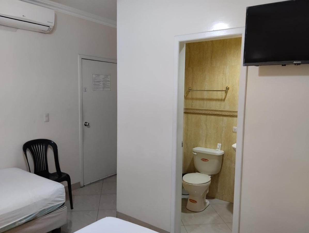 Hotel Jeshua Simmonds Guayaquil Kültér fotó