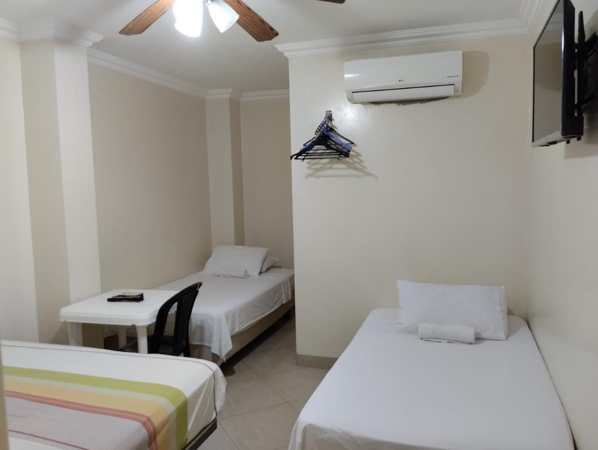 Hotel Jeshua Simmonds Guayaquil Kültér fotó