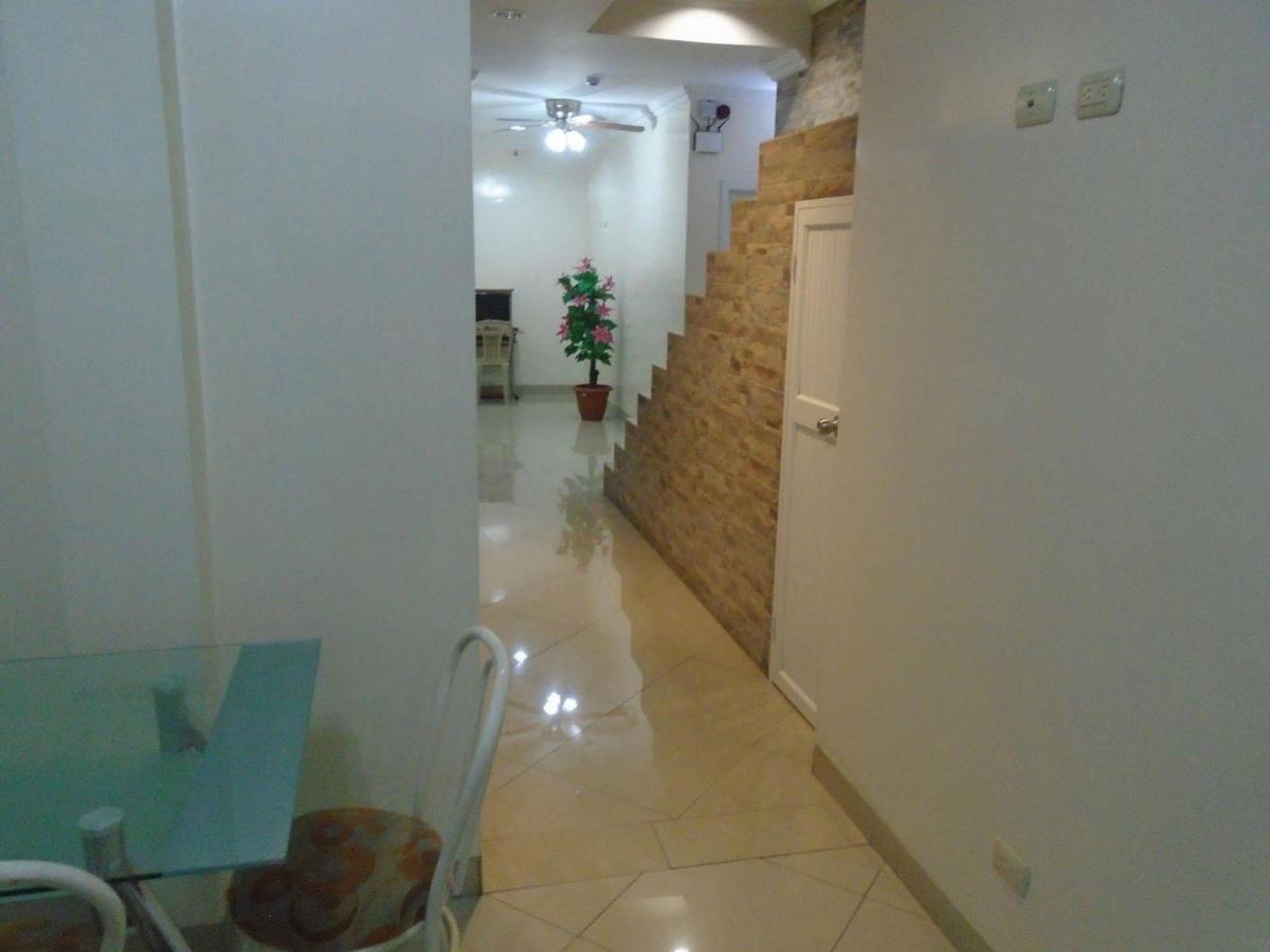 Hotel Jeshua Simmonds Guayaquil Kültér fotó